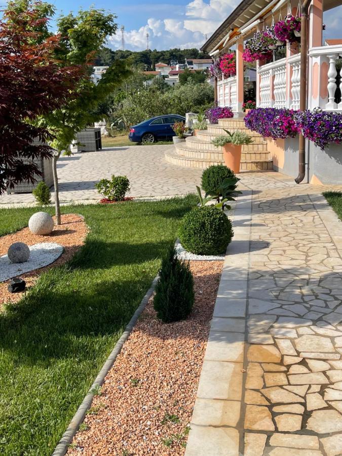 Villa Natalija Medulin Exterior foto